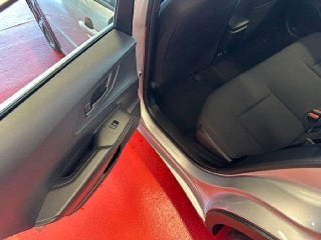 2023 TOYOTA Prius - photo 13