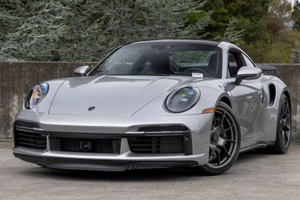 2025 Porsche 911 Turbo S