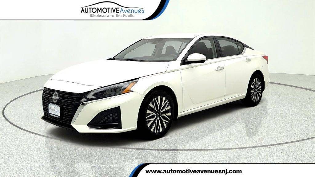 2023 Nissan Altima SV