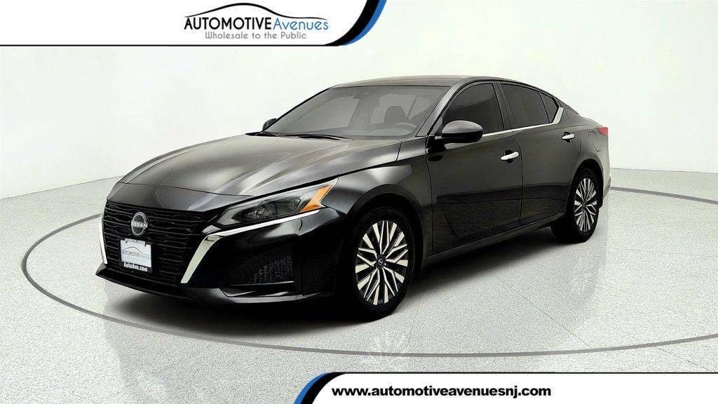 2024 Nissan Altima SV