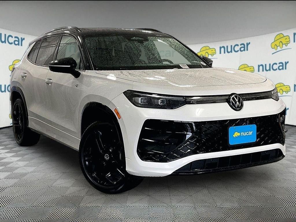 2025 Volkswagen Tiguan 4 Motion SE