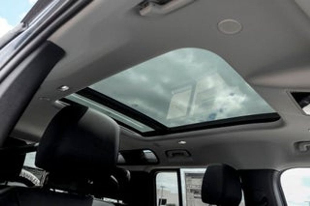 2026 LAND ROVER Defender - photo 23