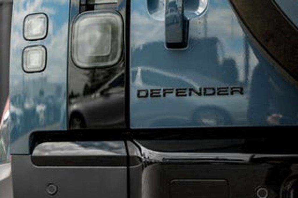 2026 LAND ROVER Defender - photo 8