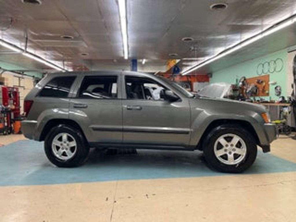 2007 Jeep Grand Cherokee Laredo