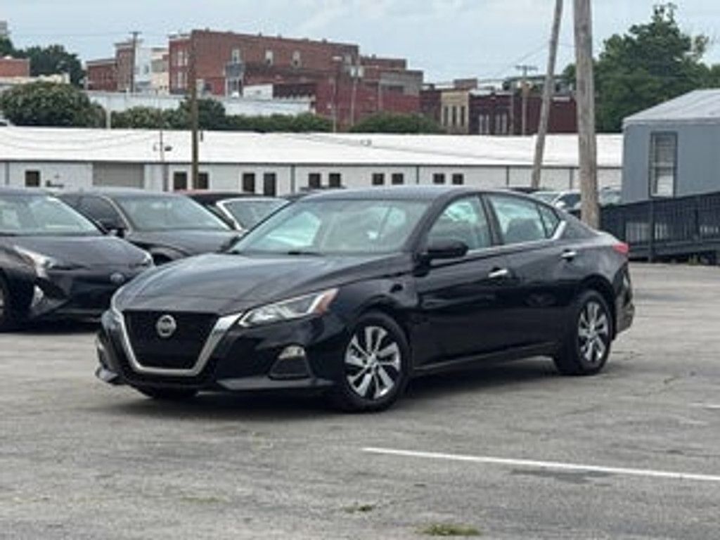 2020 Nissan Altima SR