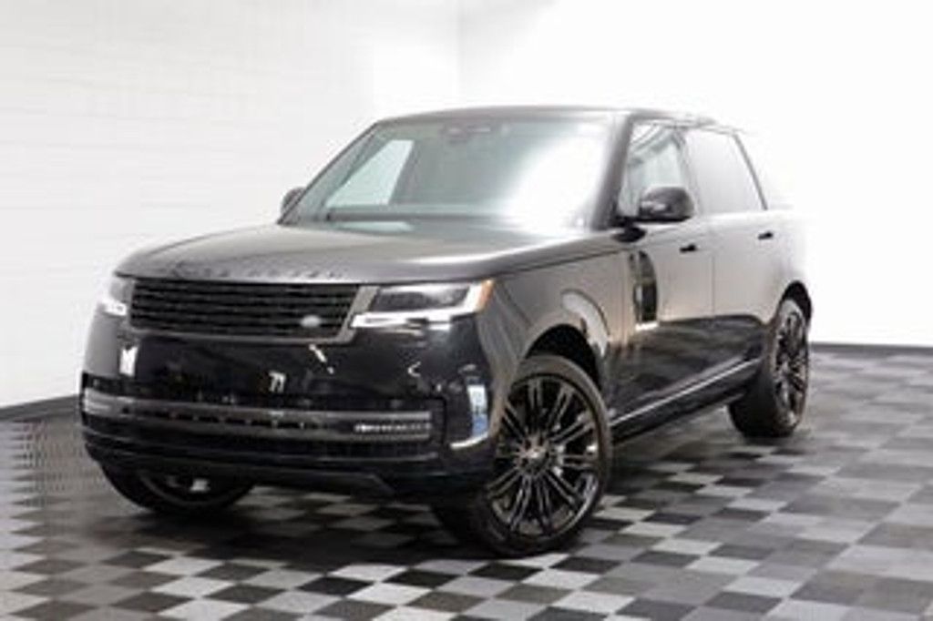 2026 Land Rover Range SE