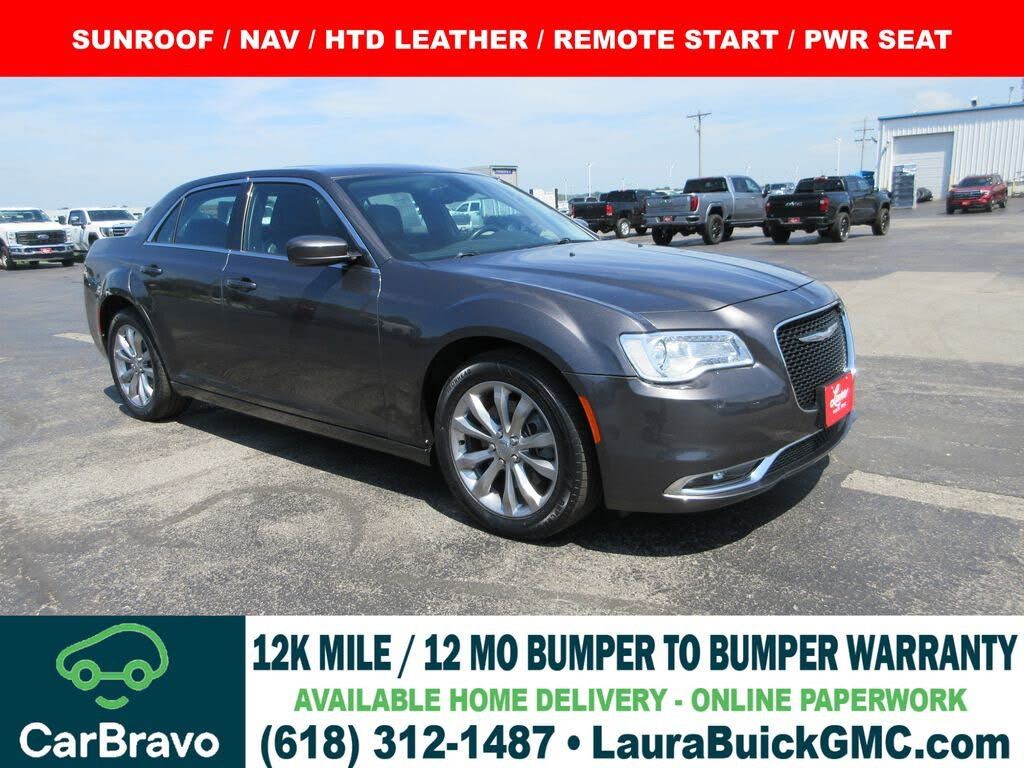 2016 Chrysler 300 Limited