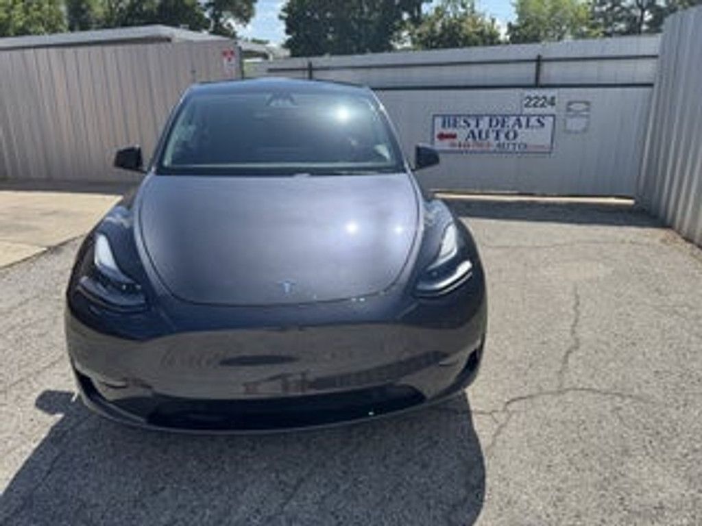 2025 Tesla Model Y Long Range