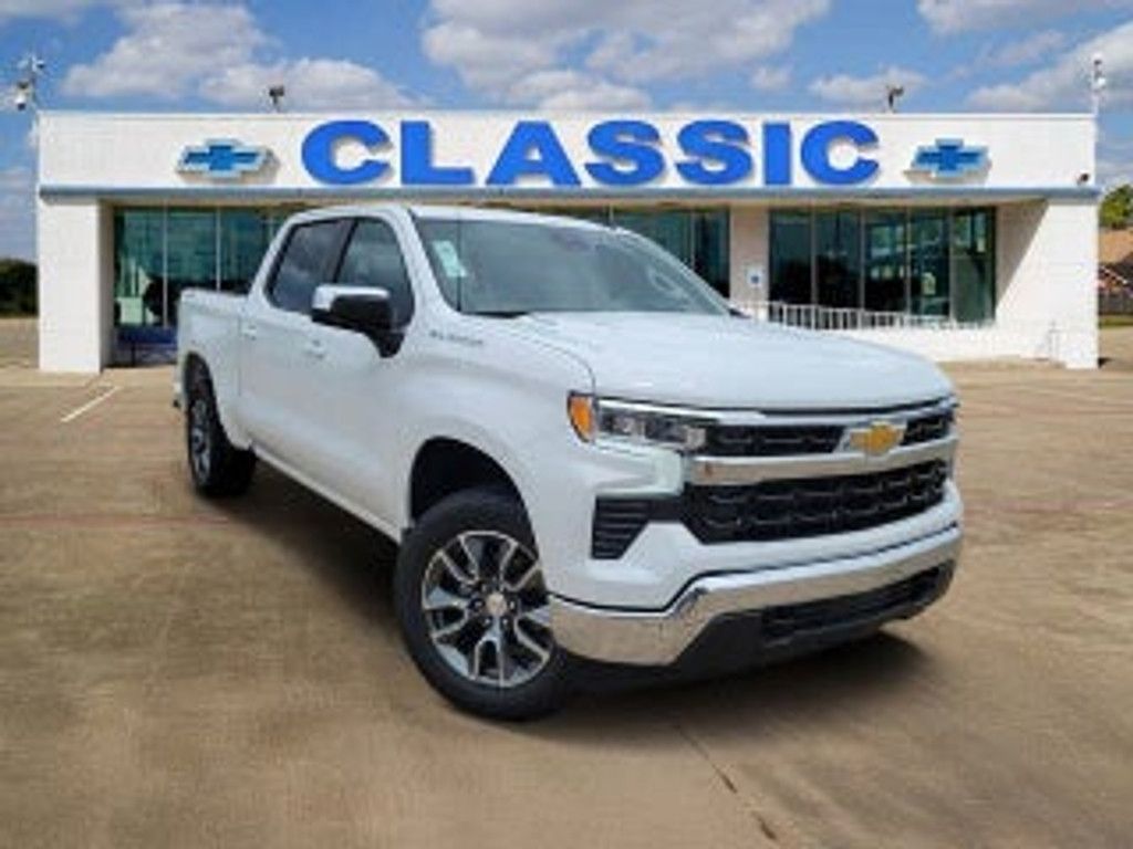 2026 Chevrolet Silverado LT