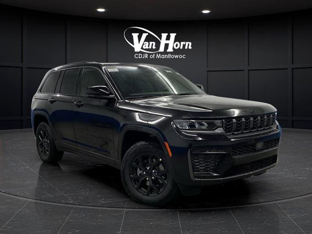 2026 Jeep Grand Cherokee Base Laredo