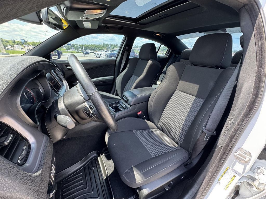 2023 DODGE Charger - photo 3