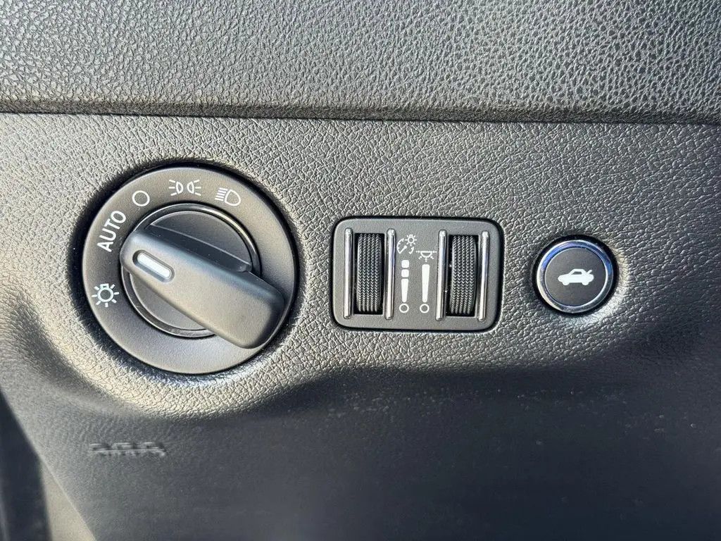 2023 DODGE Charger - photo 9