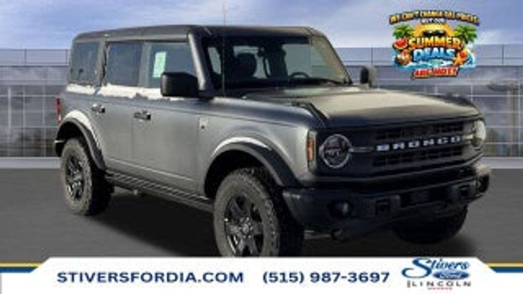 2026 Ford Bronco Outer Banks