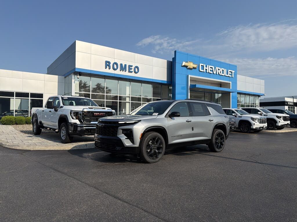 2026 CHEVROLET Traverse - main photo