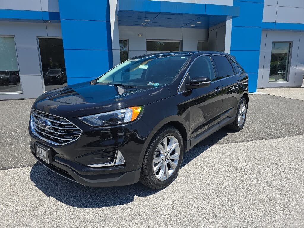 2024 Ford Edge Titanium