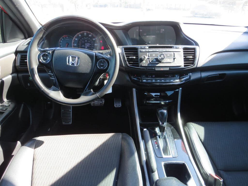 2016 HONDA Accord - photo 30