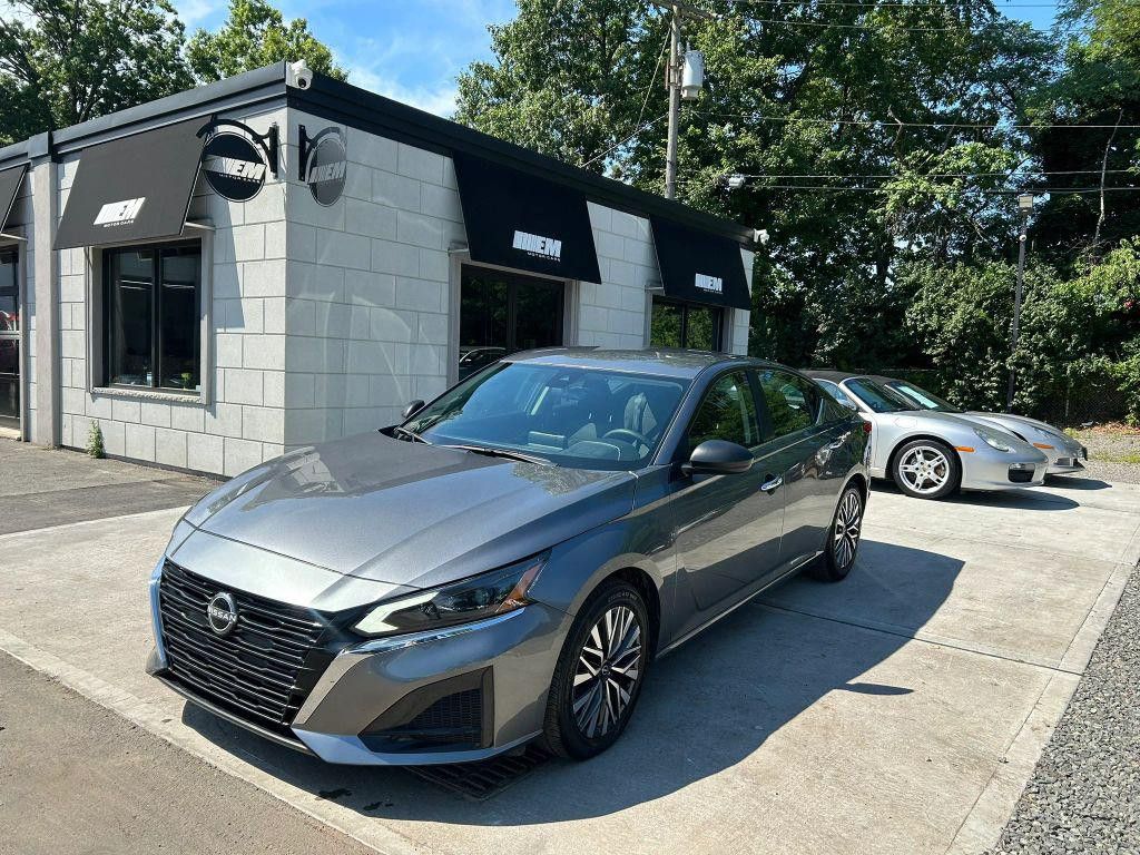 2024 NISSAN Altima SV for sale at EM Motorcars