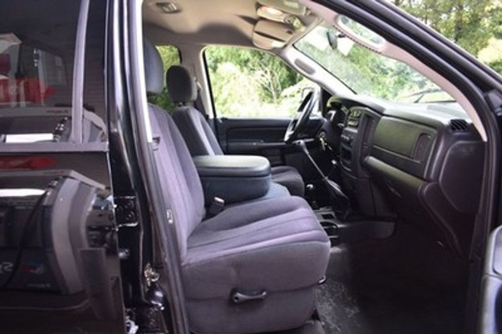 2004 DODGE Ram - photo 24