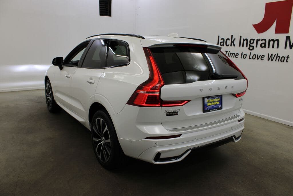 2024 VOLVO XC60 - photo 3