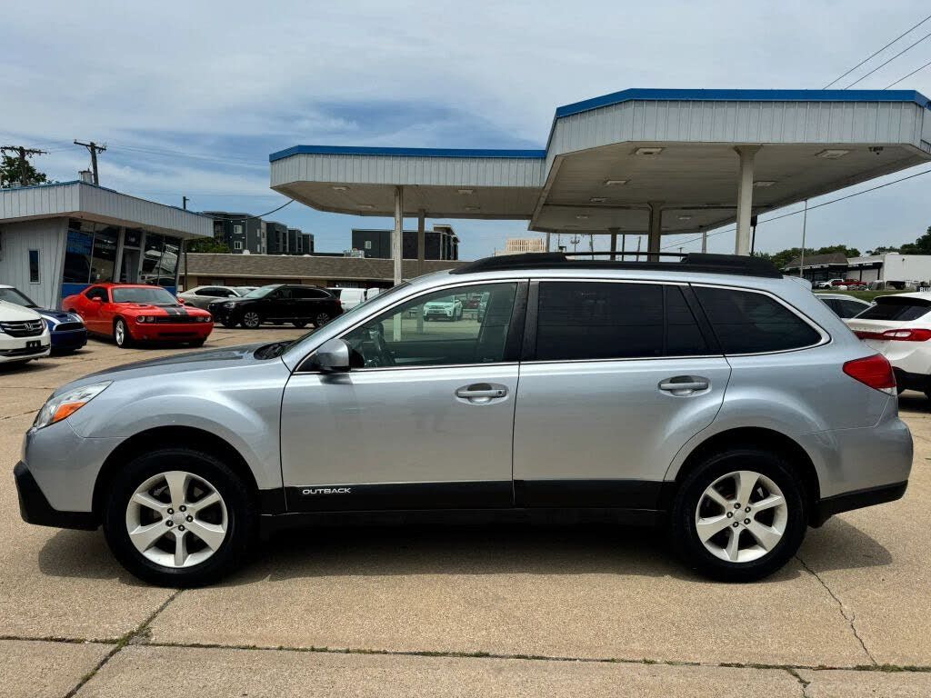 2013 Subaru Outback Premium CWP