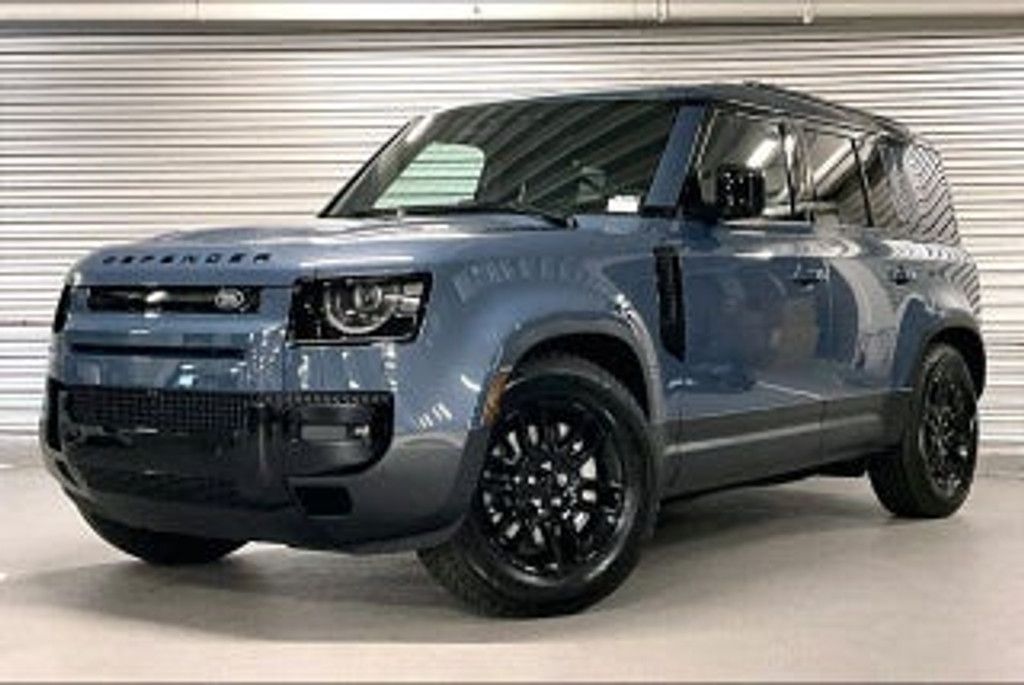 2026 Land Rover Defender 110 S