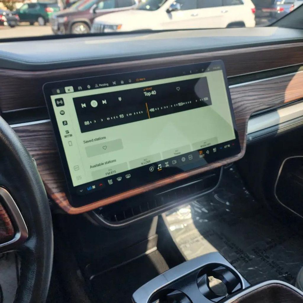 2023 RIVIAN R1S - photo 21