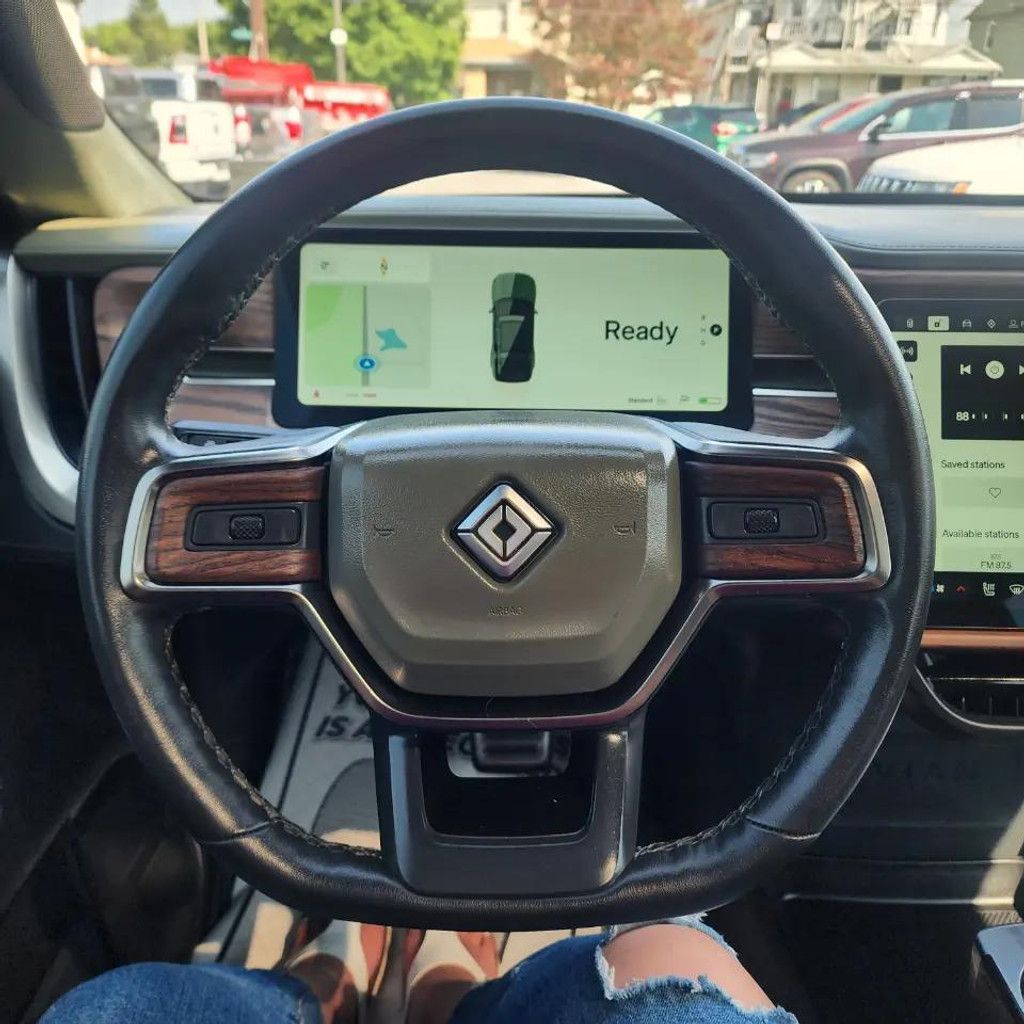 2023 RIVIAN R1S - photo 15