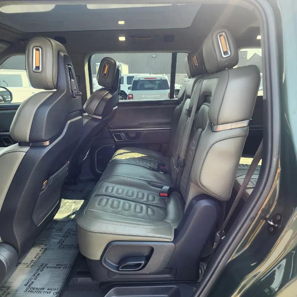 2023 RIVIAN R1S - photo 31
