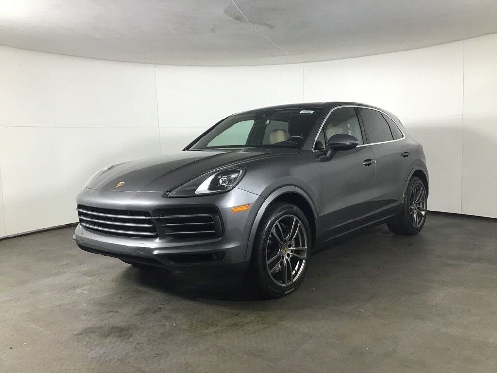 2022 Porsche Cayenne Base