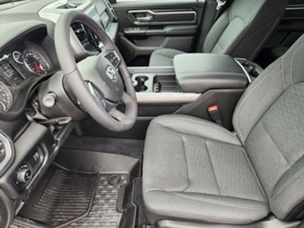2026 RAM 1500 - photo 19