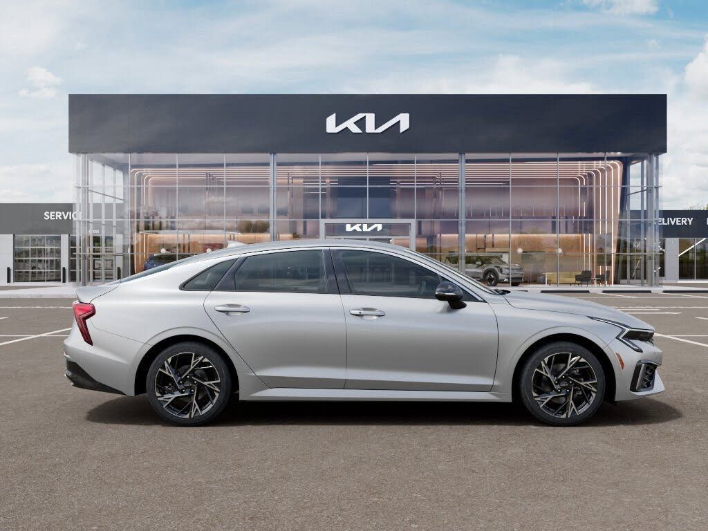 2026 KIA K5 - photo 8