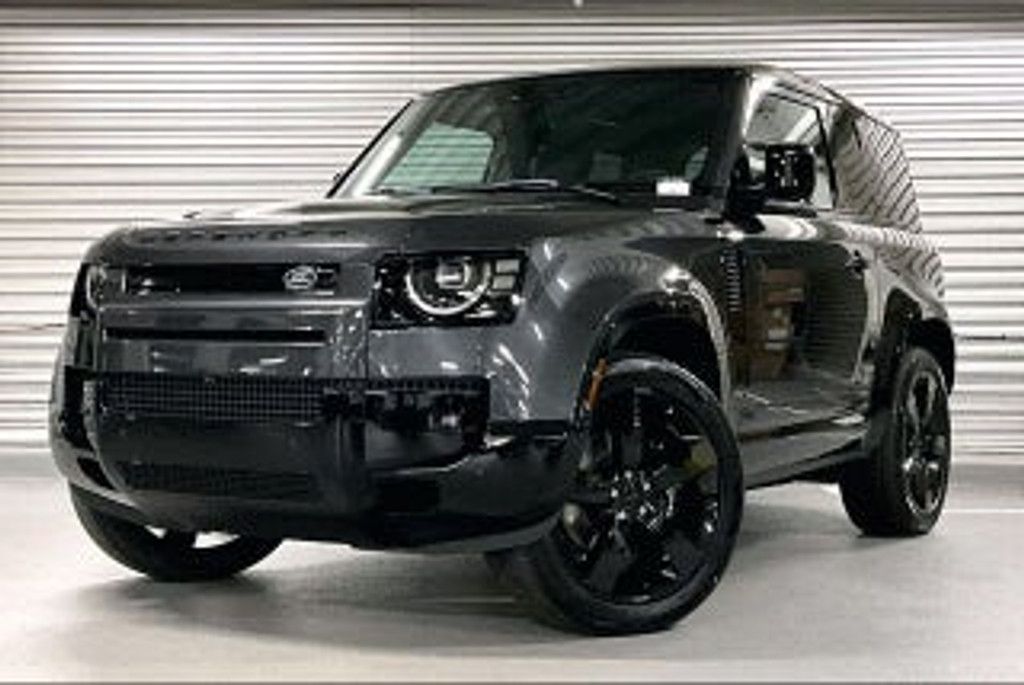 2026 Land Rover Defender 110 S