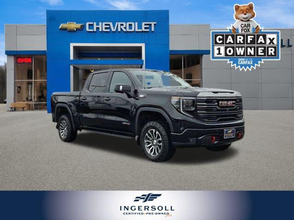 2023 GMC Sierra AT4