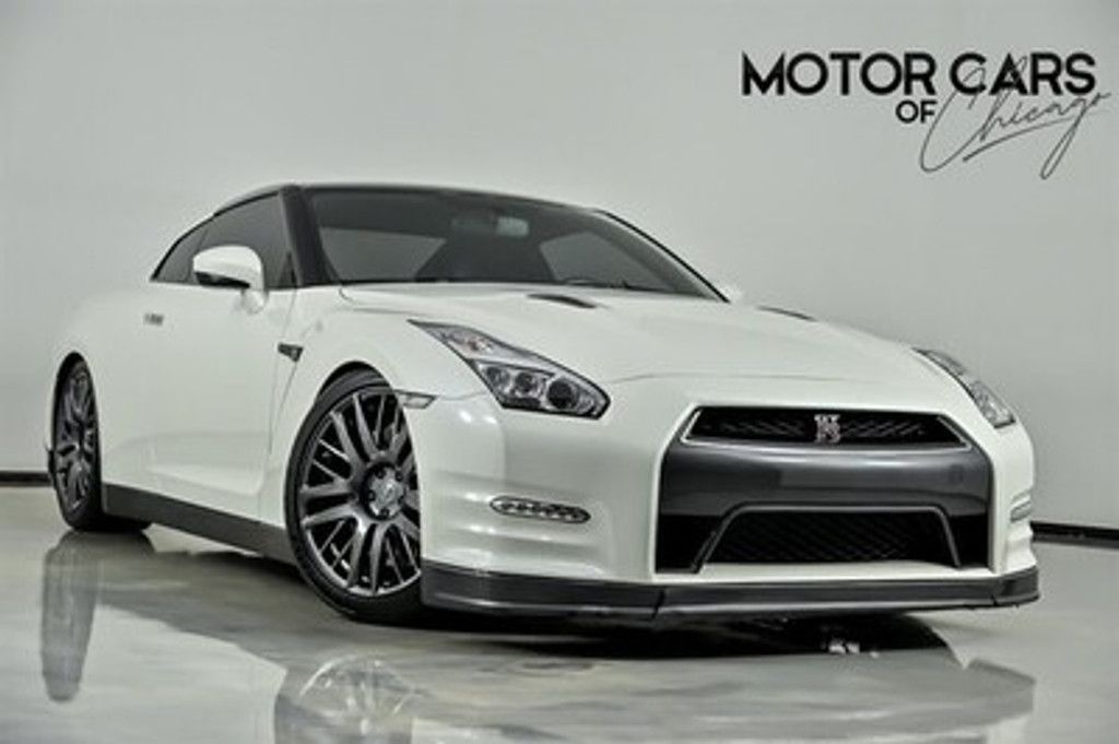 2016 Nissan GT-R Premium
