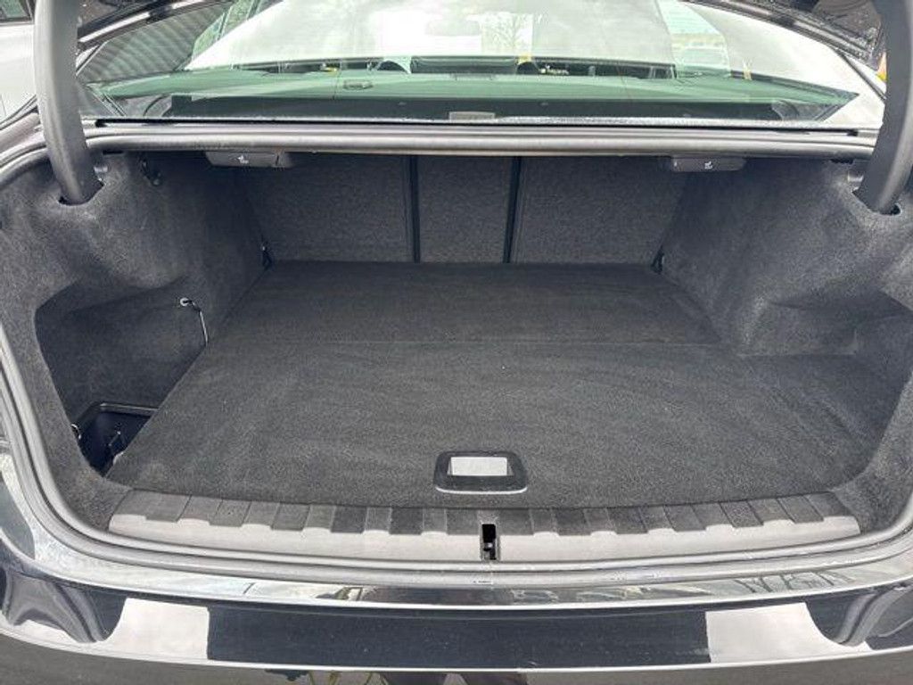 2023 BMW 330e - photo 21