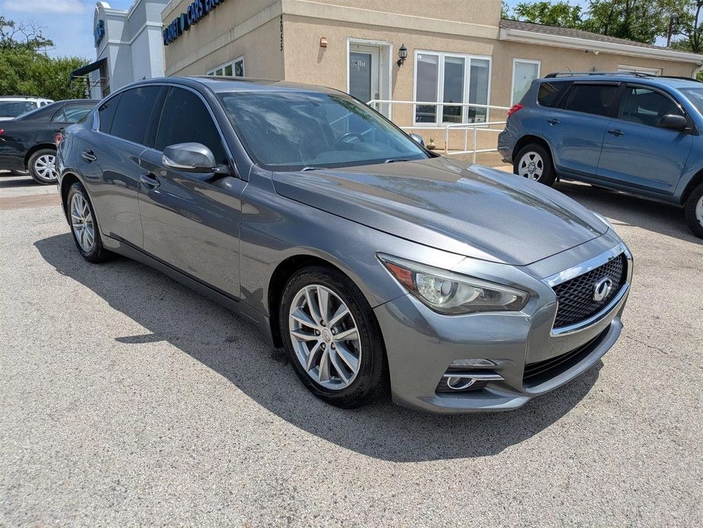 2014 Infiniti Q50 Base