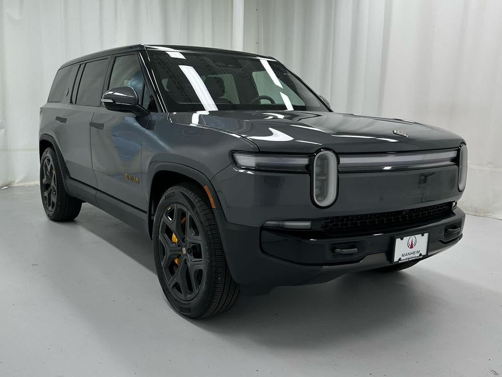 2025 RIVIAN R1S - photo 3