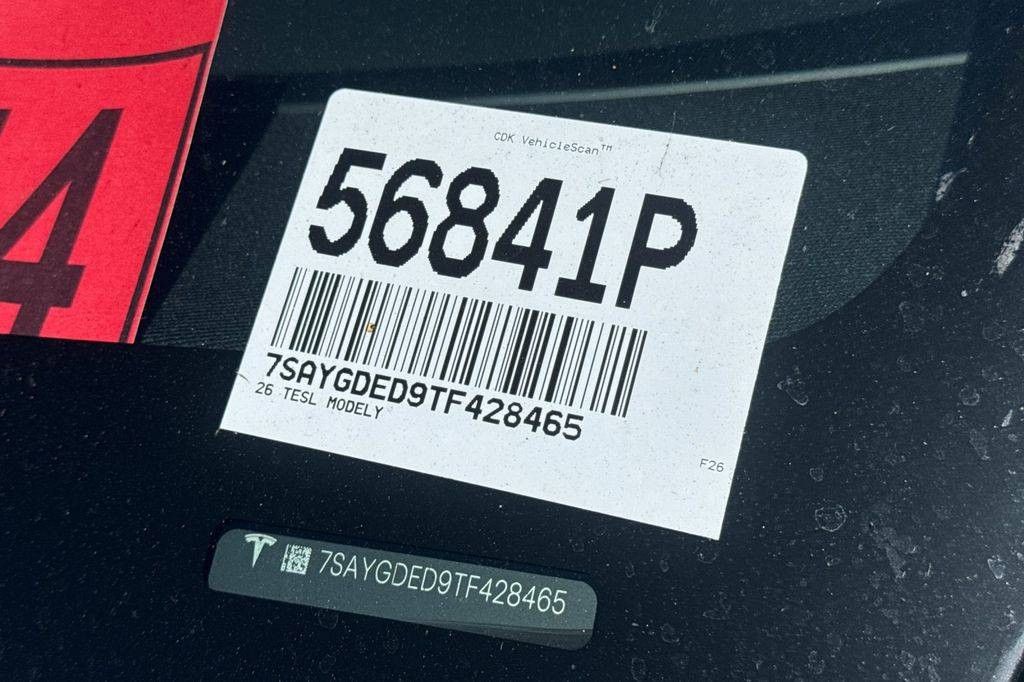 2026 TESLA Model Y - photo 3