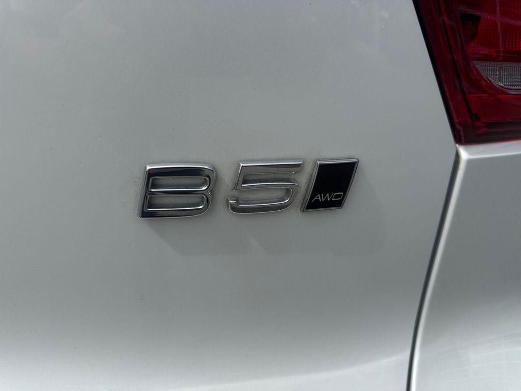 2024 VOLVO XC40 - photo 11