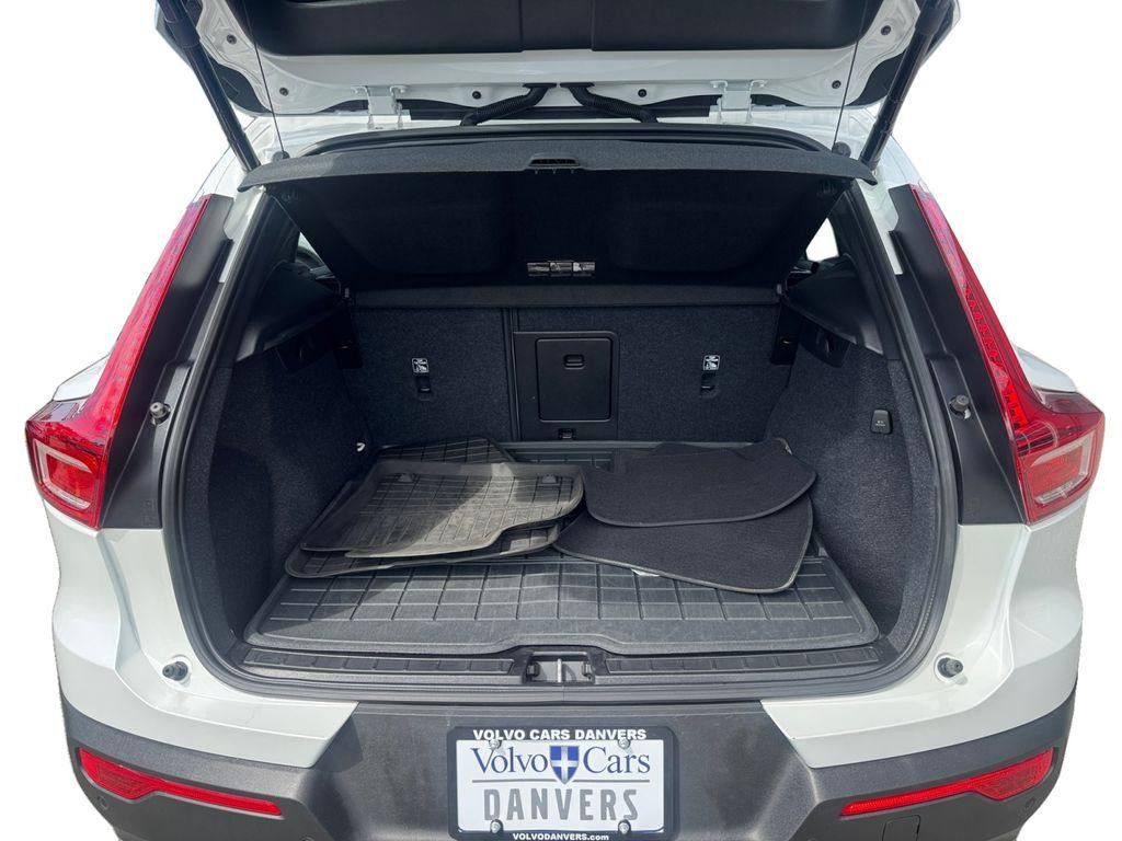 2024 VOLVO XC40 - photo 6