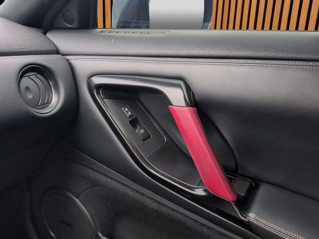 2013 NISSAN GT-R - photo 19