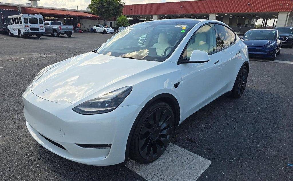 2023 Tesla Model Y Performance