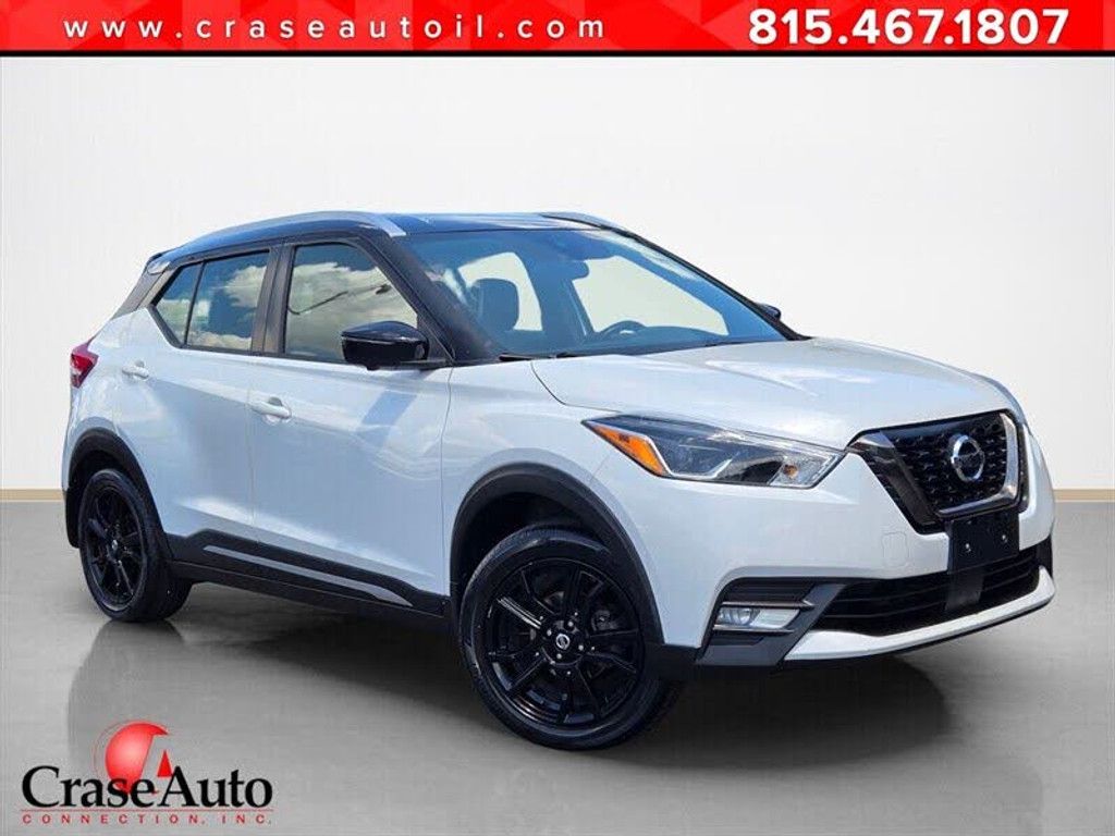 2020 Nissan Kicks SR