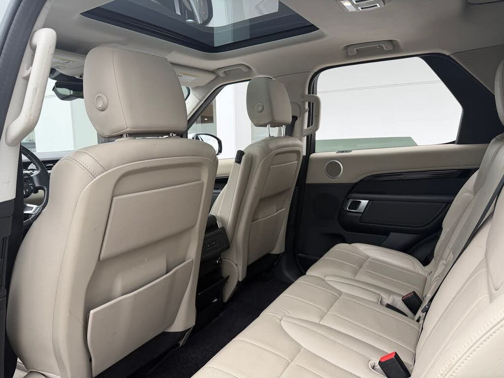 2019 LAND ROVER Discovery - photo 17