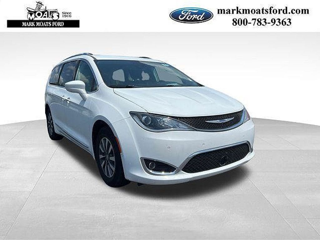 2020 Chrysler Pacifica Touring L Plus