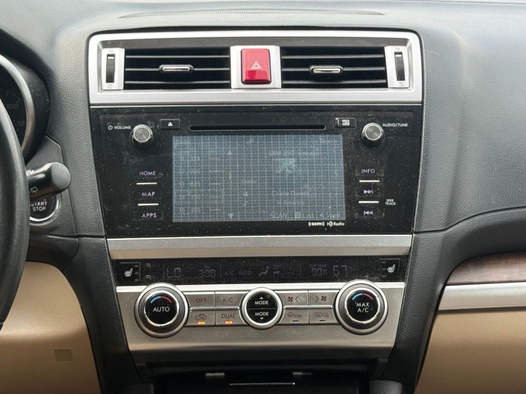 2016 SUBARU Outback - photo 9