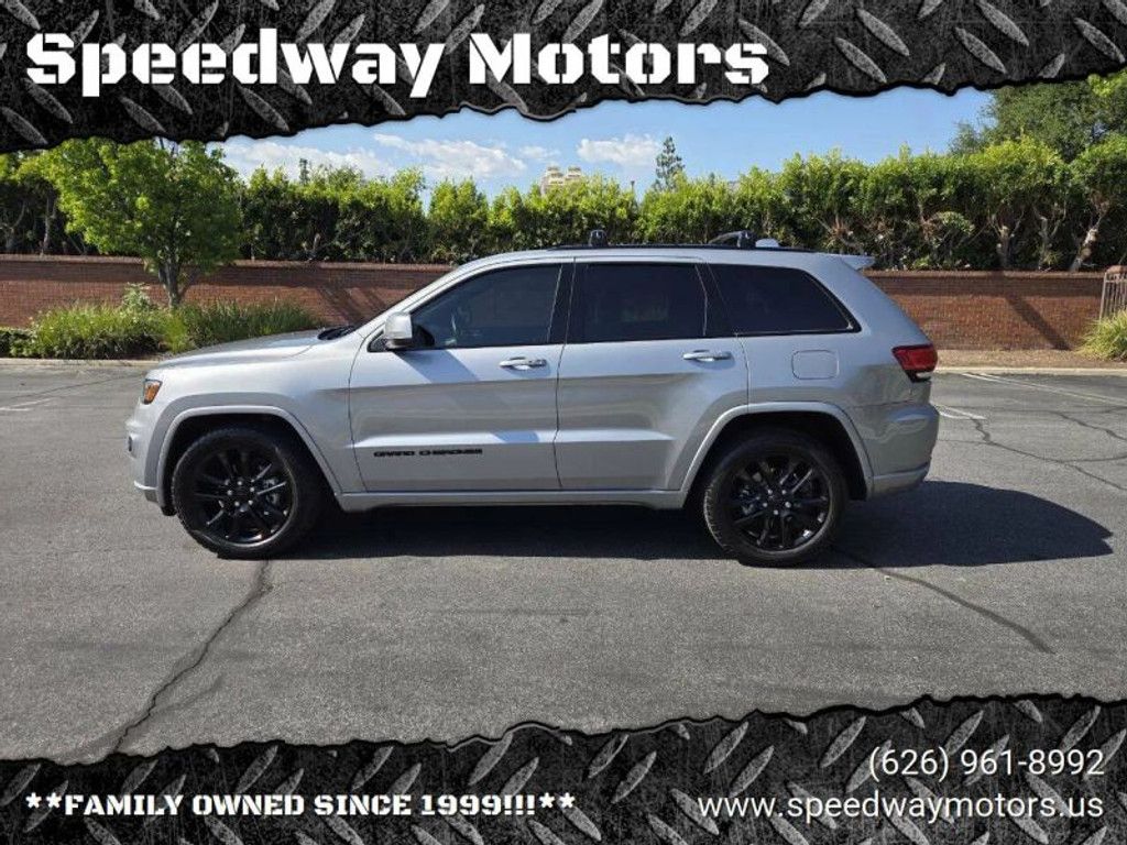 2020 Jeep Grand Cherokee Laredo