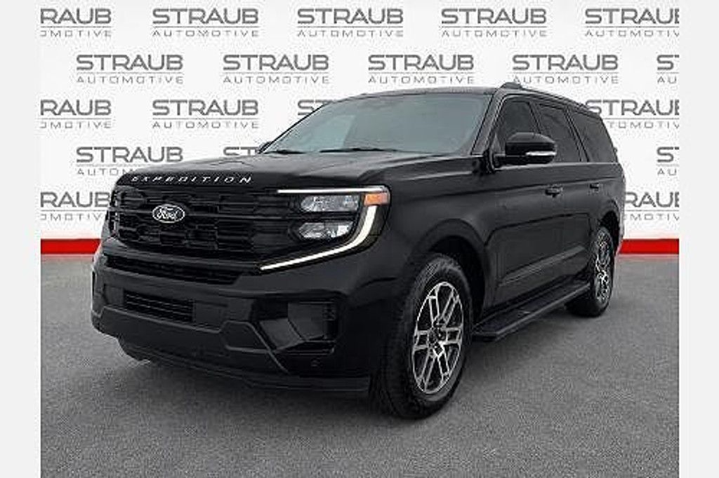 2025 Ford Expedition Active