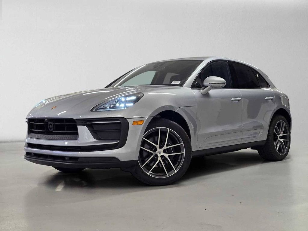 2025 Porsche Macan T