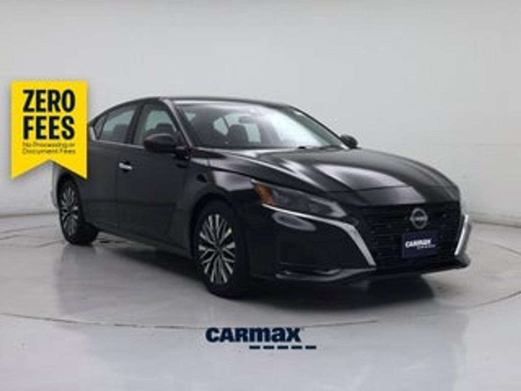 2024 Nissan Altima SV